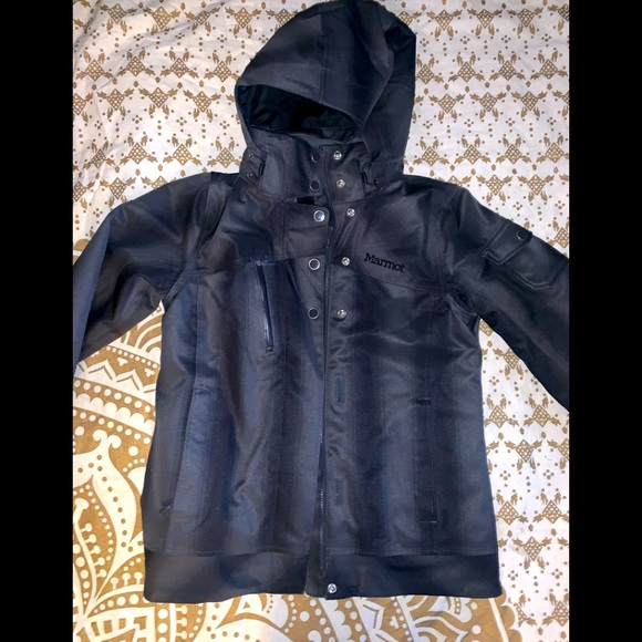 women’s marmot coat - Picture 5 of 10